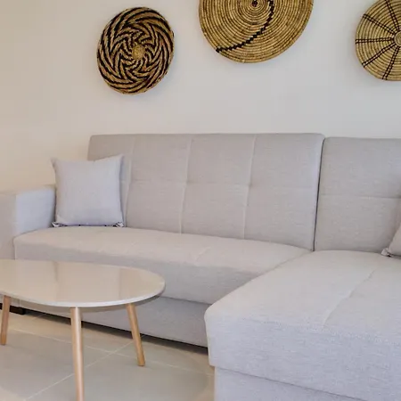 Resitour - Aphrodite Beachfront Pirgos Psilonerou Room photo
