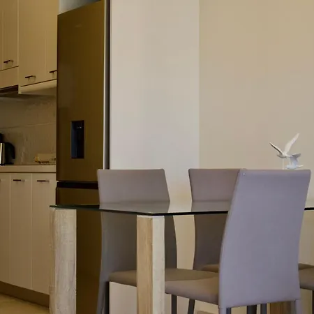 Resitour - Aphrodite Beachfront Pirgos Psilonerou Room photo