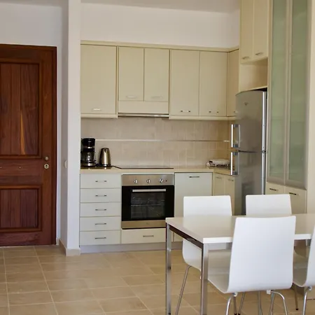Resitour - Aphrodite Beachfront Pirgos Psilonerou Room photo