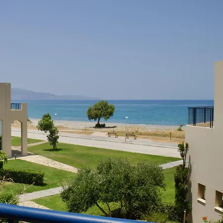 Resitour - Aphrodite Beachfront Pirgos Psilonerou Room photo