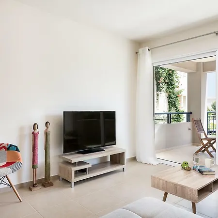 Resitour - Aphrodite Beachfront Pirgos Psilonerou Room photo