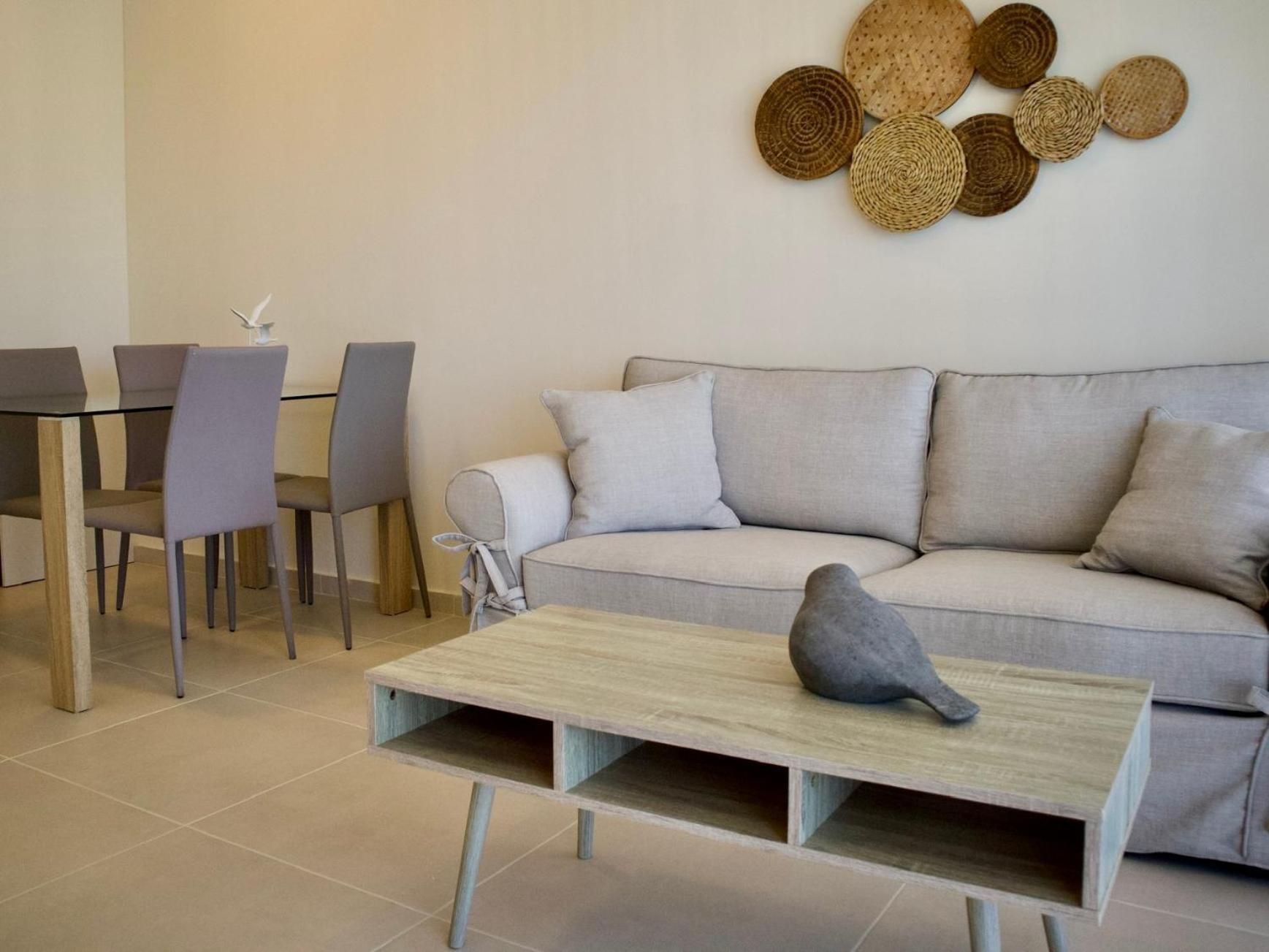 Resitour - Aphrodite Beachfront * Pirgos Psilonerou