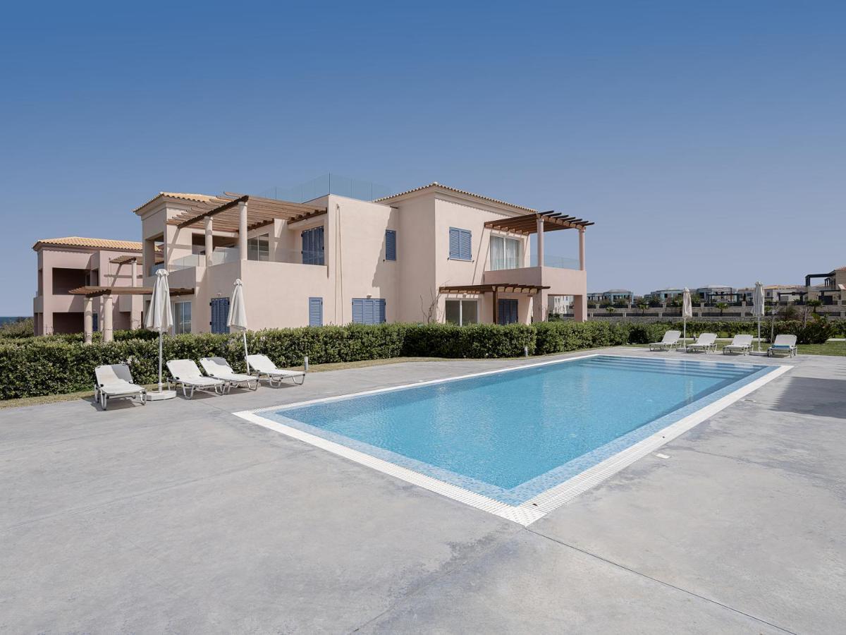 Apartment Resitour - Aphrodite Beachfront
