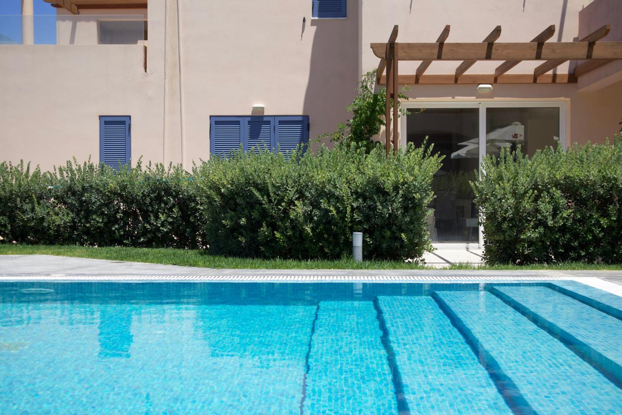Apartment Resitour - Aphrodite Beachfront *
