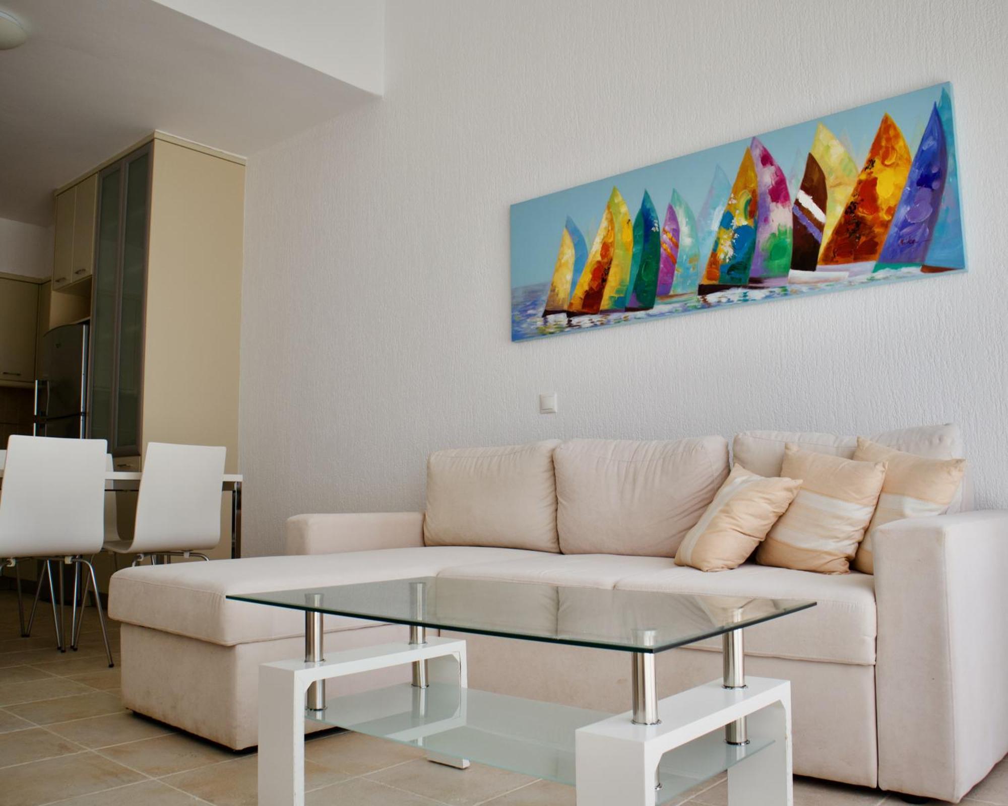 Resitour - Aphrodite Beachfront * Pirgos Psilonerou