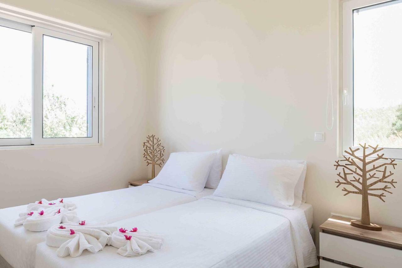 Resitour - Aphrodite Beachfront *